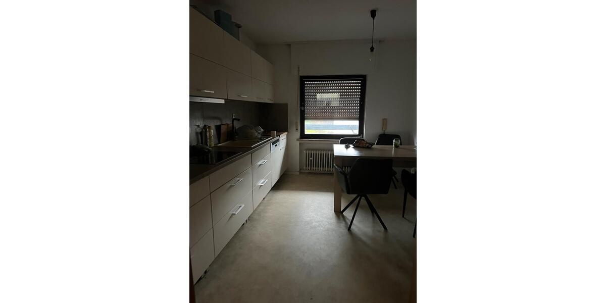 Einfamilienhaus Schleiden - 6 Zimmer, 220 m&sup2;, 2.500&euro; | Angebot:24706458