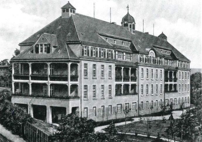 Etagenwohnung Pirna Zehista - 3 Zimmer, 98 m&sup2;, 925&euro; | Angebot:25279191