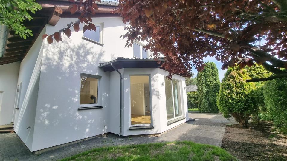 Doppelhaushälfte mit Garten zu vermieten