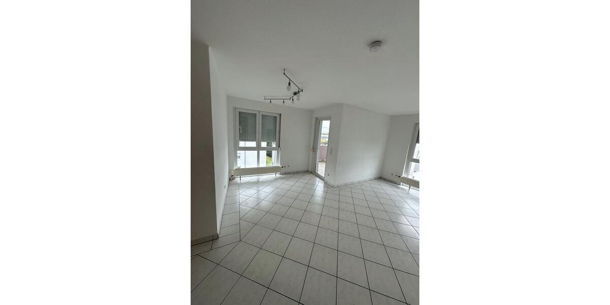 Erdgeschoßwohnung Villingen-Schwenningen Schwenningen - 5 Zimmer, 110 m&sup2;, 1.450&euro; | Angebot:25160978