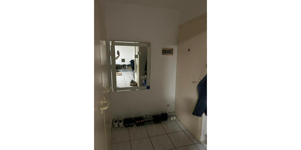 Etagenwohnung Meerbusch Necklenbroich - 1 Zimmer, 40 m&sup2;, 520&euro; | Angebot:25232912