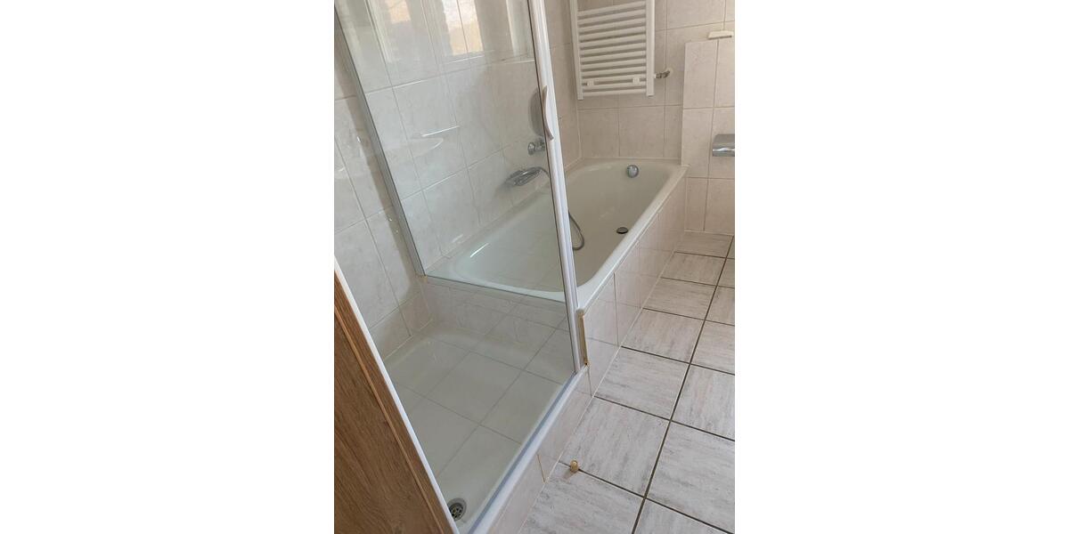 Erdgeschoßwohnung Pracht - 2 Zimmer, 62 m&sup2;, 786&euro; | Angebot:25902437