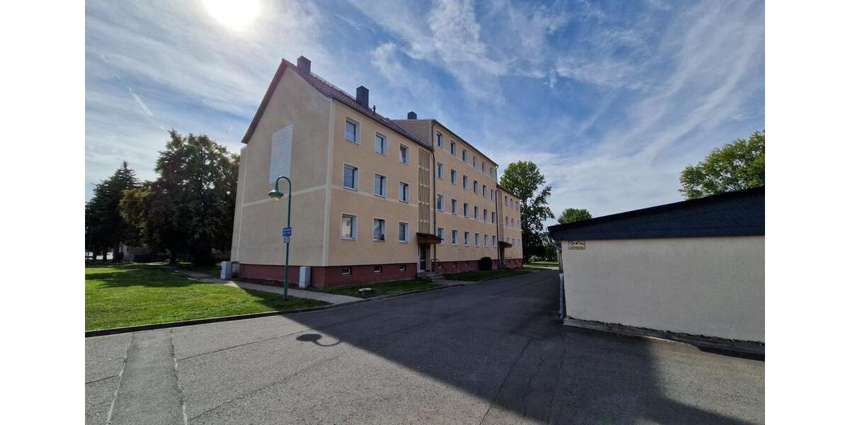 Etagenwohnung Ballenstedt - 2 Zimmer, 43 m&sup2;, 270&euro; | Angebot:25843381