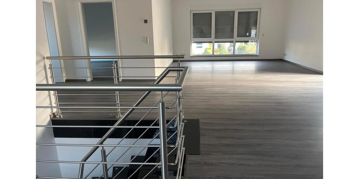 Terrassenwohnung Laatzen - 3 Zimmer, 120 m&sup2;, 1.700&euro; | Angebot:26125207