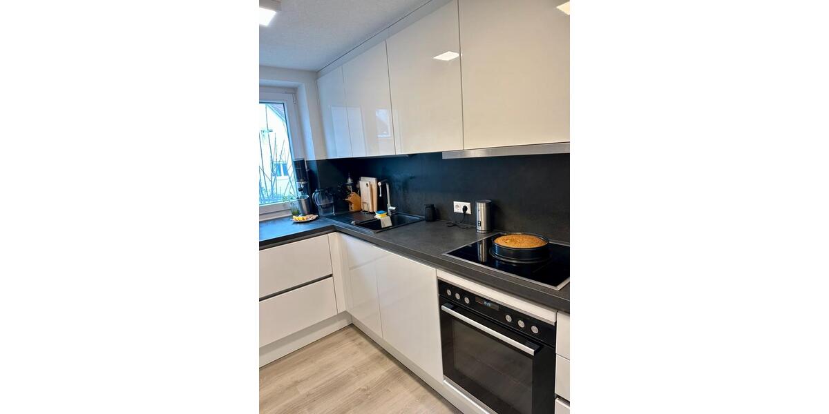 Haus zu vermieten zwei Wohnungen in DHH 6 zimmer