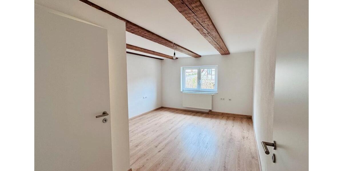 Etagenwohnung Kirchensittenbach - 5 Zimmer, 187 m&sup2;, 1.480&euro; | Angebot:26040539