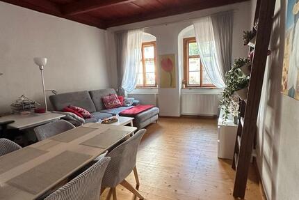 Wohnung Mittweida - 2 Zimmer, 63 m&sup2;, 300&euro; | Angebot:26417031