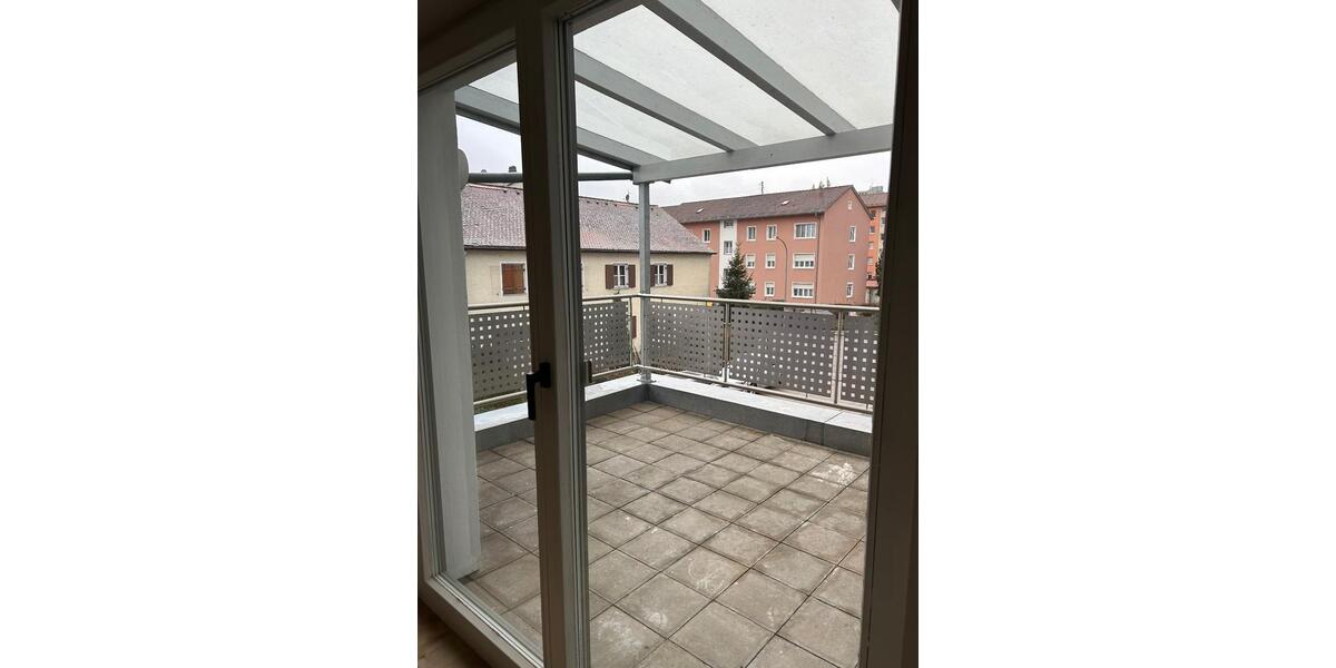 Etagenwohnung Kelheim - 3 Zimmer, 87 m&sup2;, 1.130&euro; | Angebot:24347466