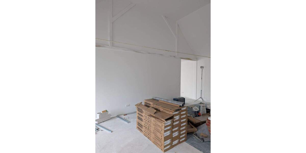 Etagenwohnung Leipzig Seehausen - 2 Zimmer, 122 m&sup2;, 1.400&euro; | Angebot:24820712