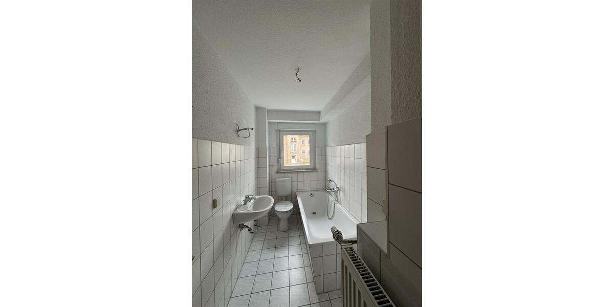 Etagenwohnung Nienburg (Saale) - 2 Zimmer, 50 m&sup2;, 325&euro; | Angebot:26162208