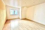 Einfamilienhaus Floß - 7 Zimmer, 182 m&sup2;, 1.490&euro; | Angebot:26815980