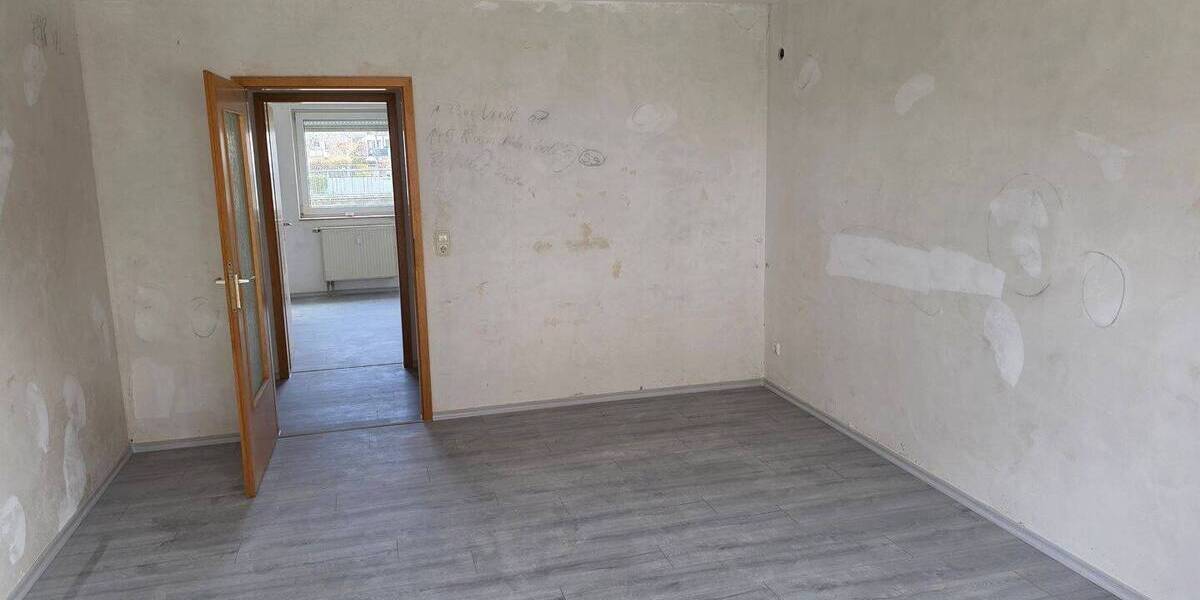 Etagenwohnung Schweinfurt Eselshöhe - 3 Zimmer, 75 m&sup2;, 526&euro; | Angebot:26139073
