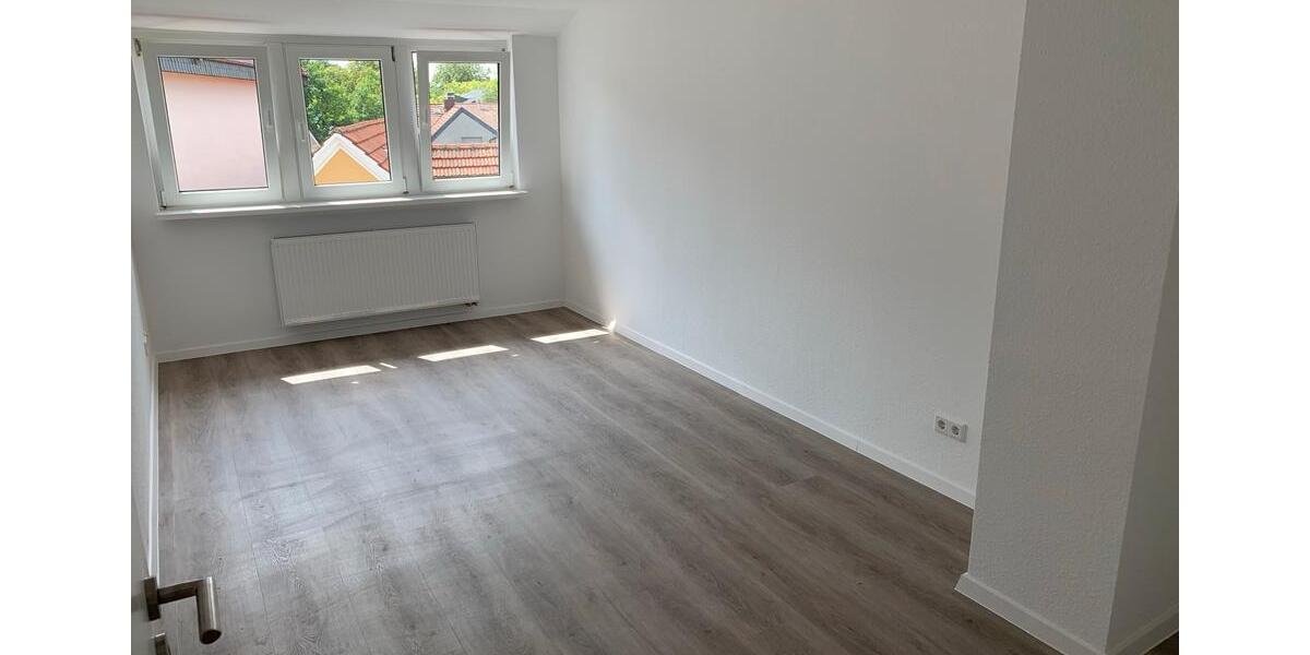 Dachgeschoßwohnung Bad Laer - 3.5 Zimmer, 80 m&sup2;, 620&euro; | Angebot:25392866