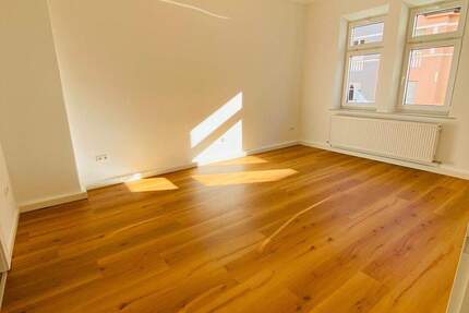 Helle, sanierte 3 Zimmerwohnung in der Innenstadt! 3 zimmer