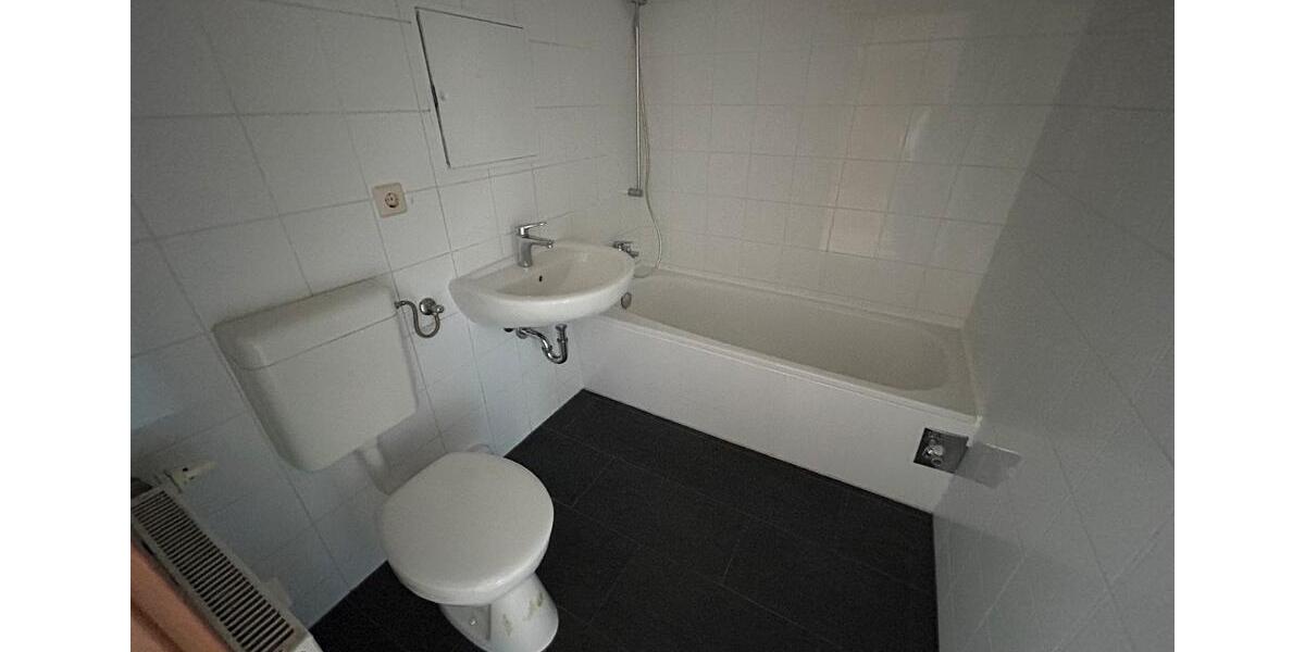 Dachgeschoßwohnung Halberstadt - 4 Zimmer, 70 m&sup2;, 352&euro; | Angebot:24440765