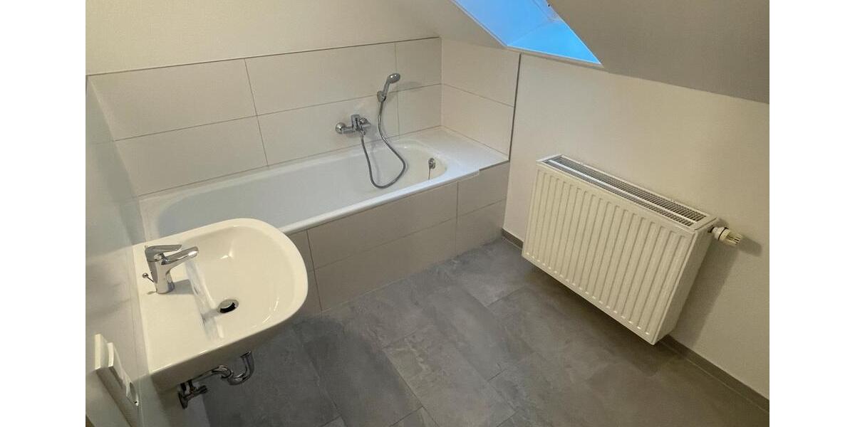 Wohnung im Dachgeschoss 3 zimmer