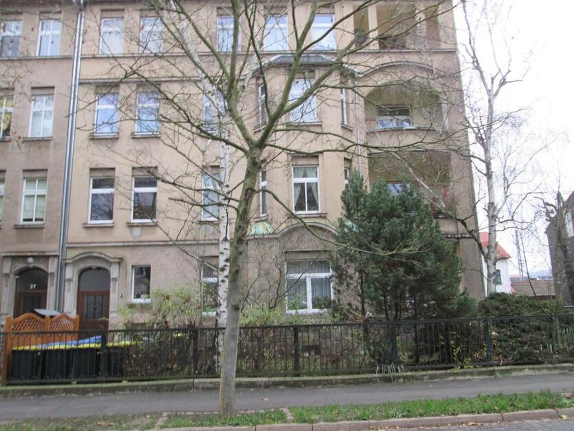 Eisenach innenstadtnah: 4 ZKDB + Balkon, 126 qm, € 715,- kalt