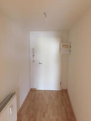 Dachgeschoßwohnung Limbach-Oberfrohna Oberfrohna - 3 Zimmer, 72 m&sup2;, 340&euro; | Angebot:26038018