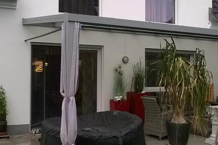 Doppelhaushälfte mit Garage und Stellplatz in Königsbrunn