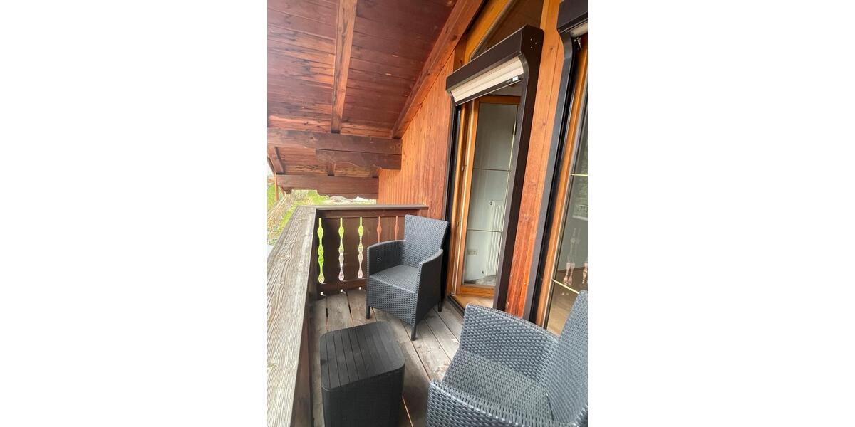 Dachgeschoßwohnung Bad Endorf - 2 Zimmer, 85 m&sup2;, 990&euro; | Angebot:25641072