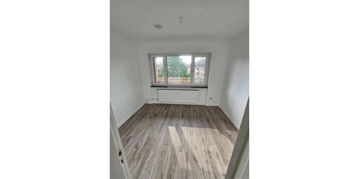 Etagenwohnung Schleswig - 3.5 Zimmer, 86 m&sup2;, 710&euro; | Angebot:26675825