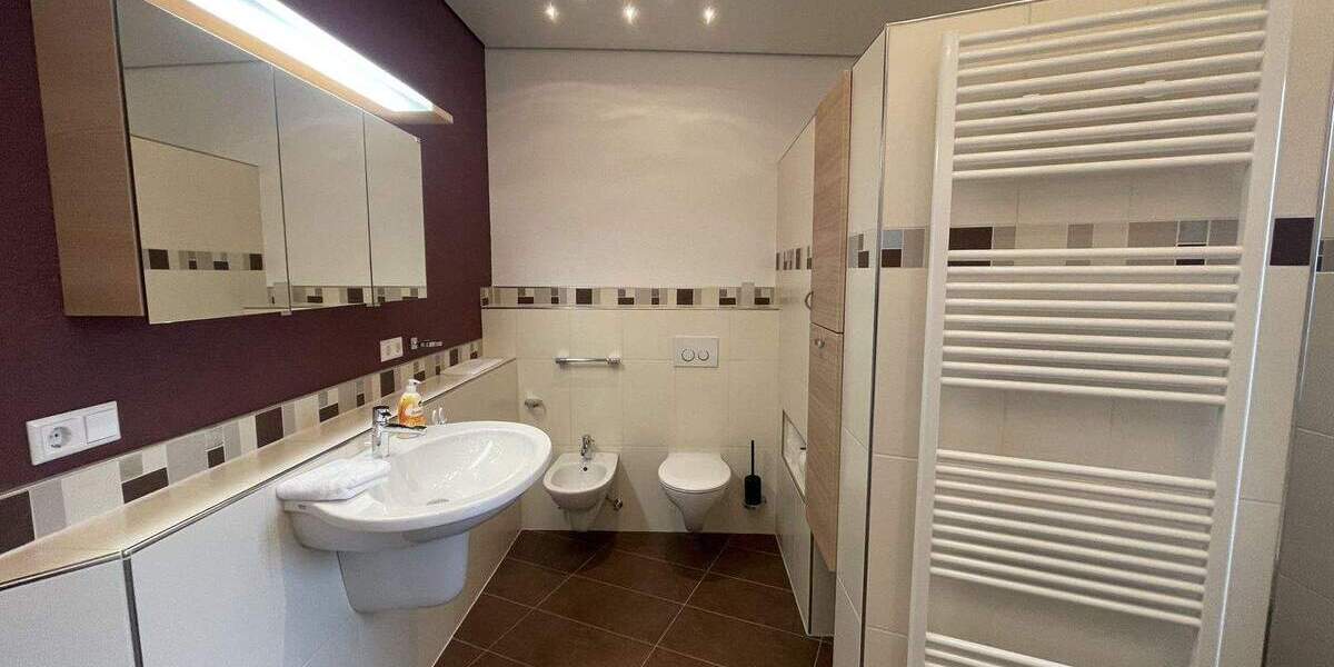 Etagenwohnung Stutensee Blankenloch - 3 Zimmer, 131 m&sup2;, 1.300&euro; | Angebot:24761781