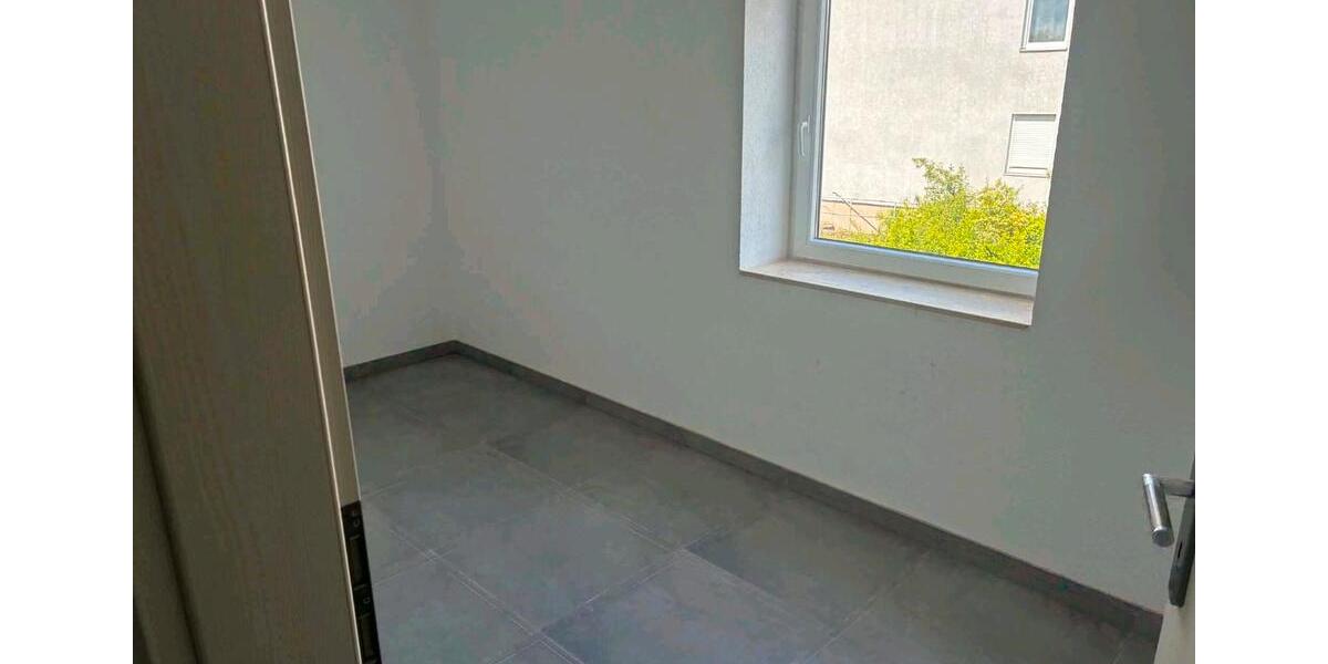 Etagenwohnung Neustadt an der Donau - 1 Zimmer, 68 m&sup2;, 1.000&euro; | Angebot:26640192