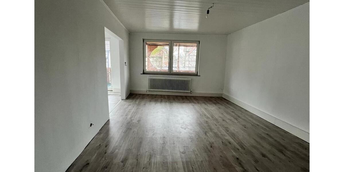 Etagenwohnung Schwalmstadt - 2 Zimmer, 80 m&sup2;, 600&euro; | Angebot:26552800