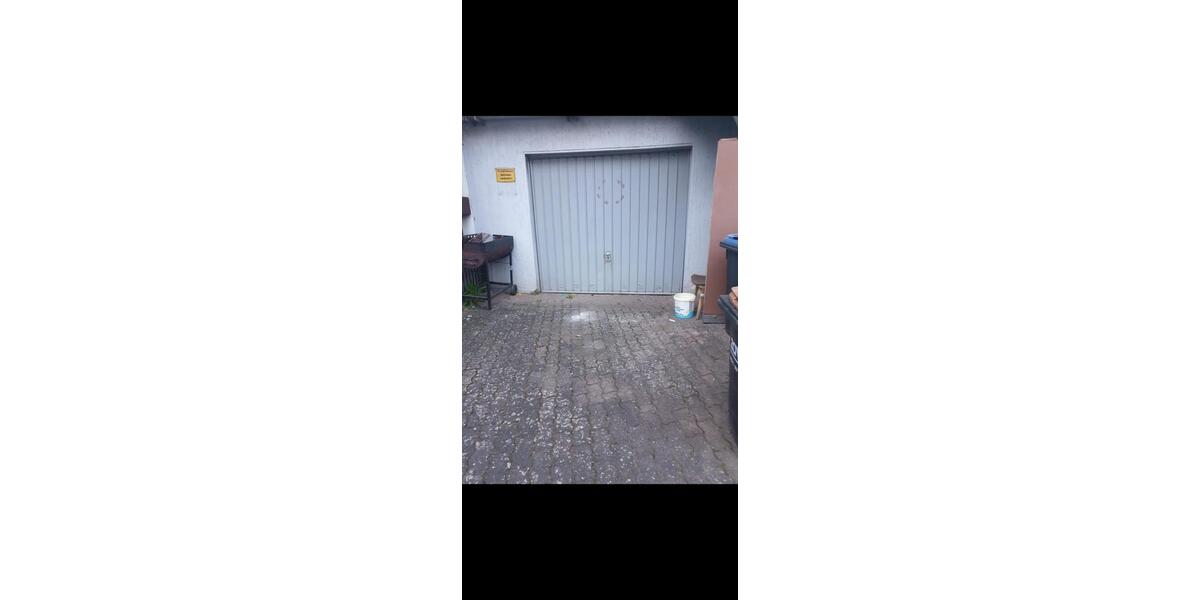 Etagenwohnung Schlitz - 7.5 Zimmer, 138 m&sup2;, 900&euro; | Angebot:26636093