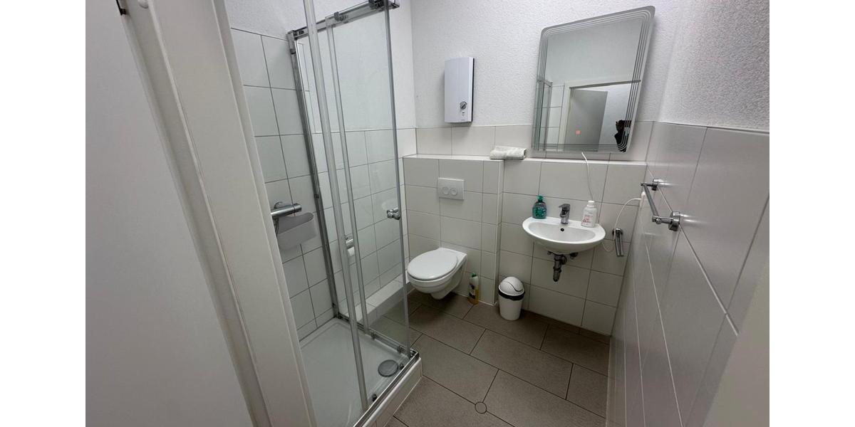 Wohnen auf Zeit Untereisesheim - 1 Zimmer, 12 m&sup2;, 812&euro; | Angebot:26213600