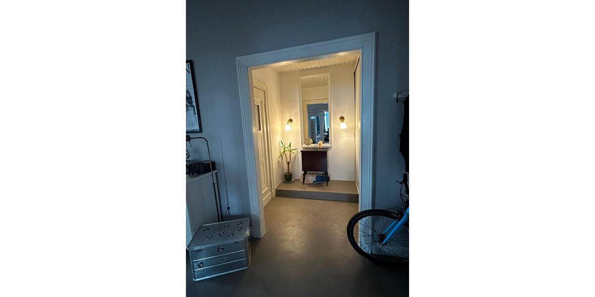 Etagenwohnung Wilhelmshaven - 5 Zimmer, 165 m&sup2;, 1.155&euro; | Angebot:26180141