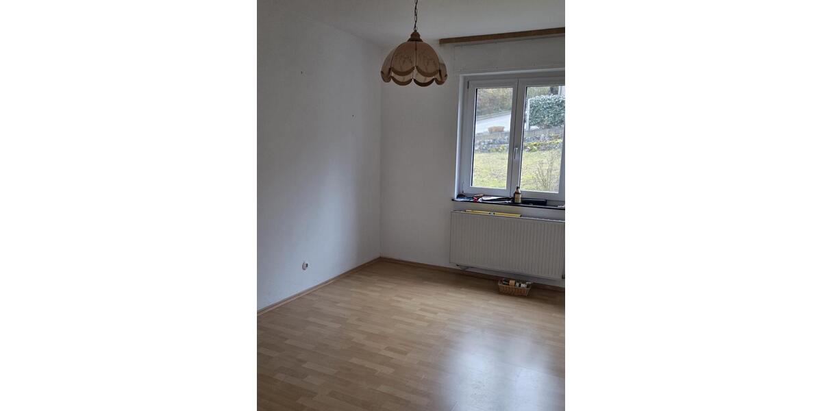 Erdgeschoßwohnung Bad Buchau - 4 Zimmer, 80 m&sup2;, 700&euro; | Angebot:25402494
