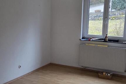 Wohnung Bad Buchau - 4 Zimmer, 80 m&sup2;, 700&euro; | Angebot:25402494