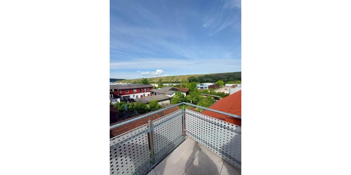 Dachgeschoßwohnung Lauffen am Neckar - 3.5 Zimmer, 91 m&sup2;, 1.150&euro; | Angebot:26676244