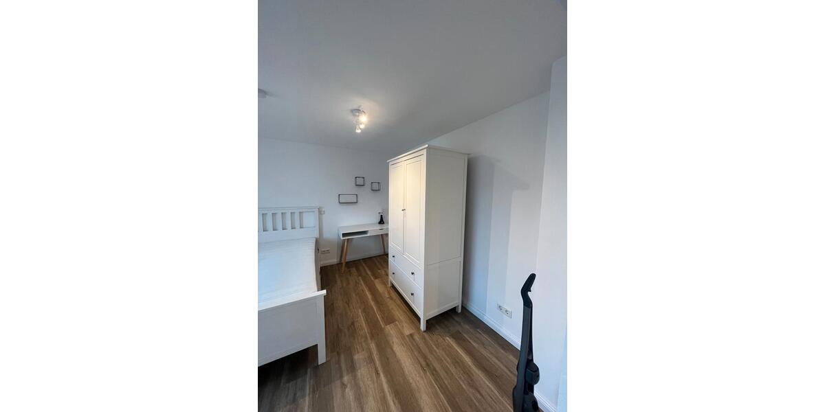 Etagenwohnung Herzogenaurach - 1.5 Zimmer, 32 m&sup2;, 800&euro; | Angebot:26614939