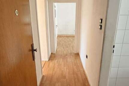 Wohnung Essen Altendorf - 4 Zimmer, 69 m&sup2;, 595&euro; | Angebot:27121073