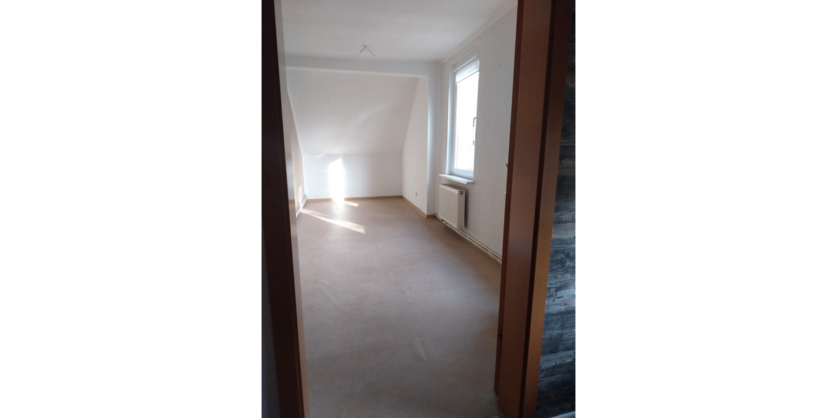 Dachgeschoßwohnung Grimma - 3 Zimmer, 55 m&sup2;, 440&euro; | Angebot:25714827
