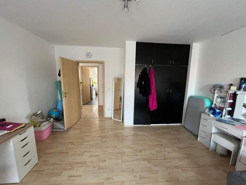 Großzügige und helle 4-Zimmer-Wohnung im Herzen von Feucht 4 zimmer