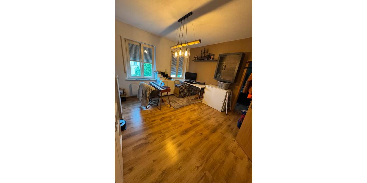 Etagenwohnung Stendal - 3 Zimmer, 79 m&sup2;, 592&euro; | Angebot:26614478