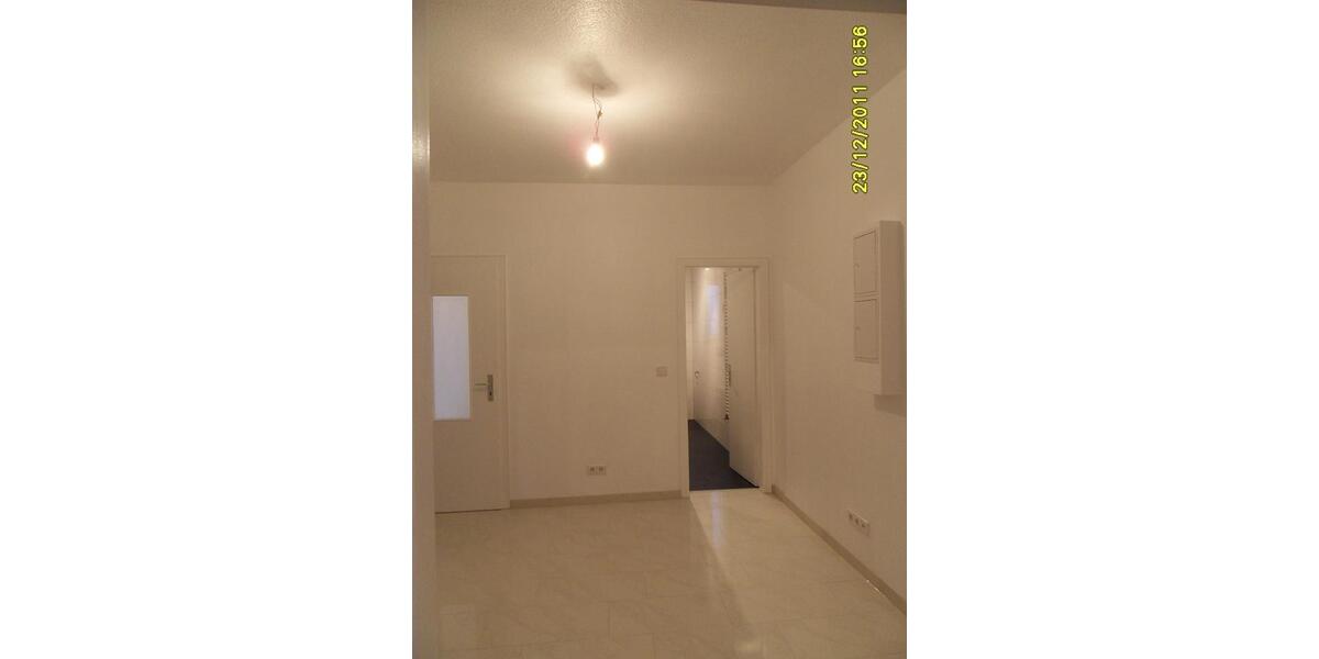 Do.-Kaiserstraßenviertel, helle und wohnliche Hochparterrewohnung mit Tageslichtbad und Balkon 3 zimmer