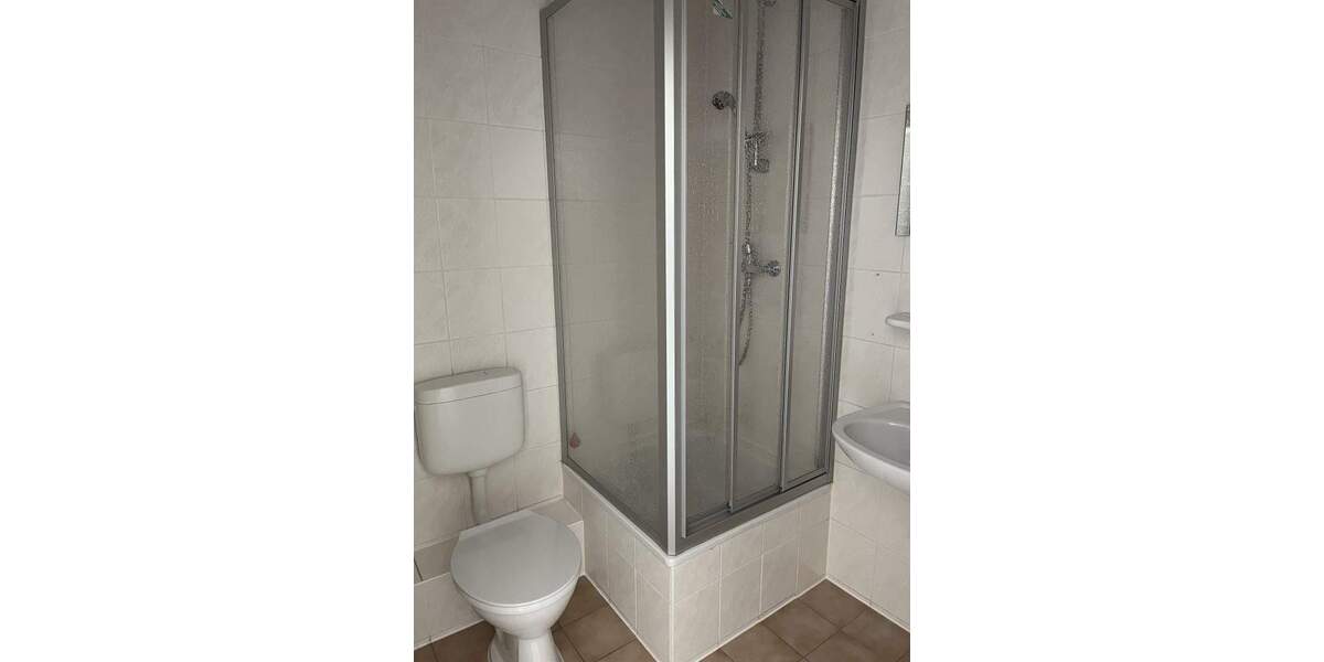 Gewerbeobjekt Bischofswerda - 6 Zimmer, 200 m&sup2;, 1.994&euro; | Angebot:25708991