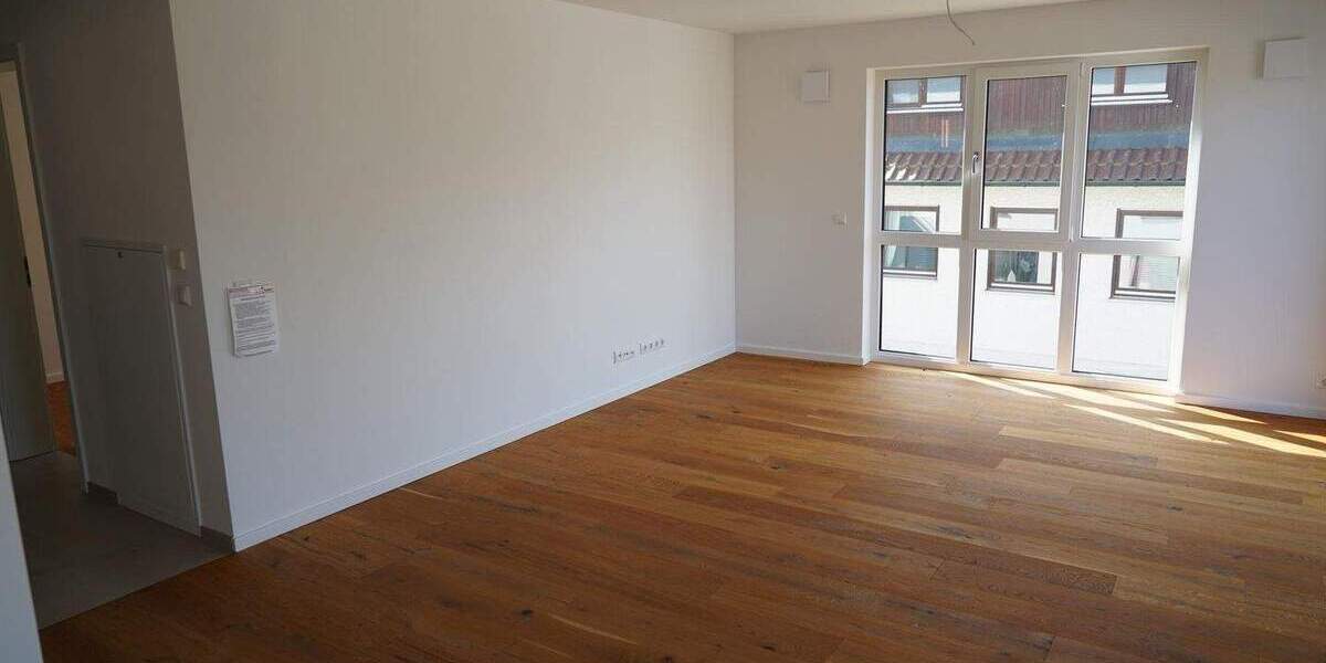 Etagenwohnung Straubing Alburg - 2 Zimmer, 79 m&sup2;, 710&euro; | Angebot:26155297