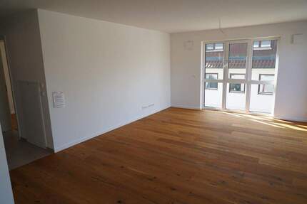 Wohnung Straubing Alburg - 2 Zimmer, 79 m&sup2;, 710&euro; | Angebot:26155297