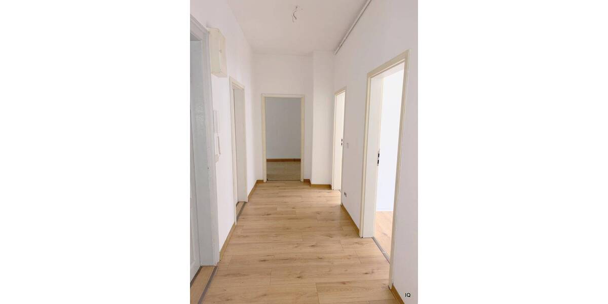 Etagenwohnung Waldheim Schönberg - 5 Zimmer, 112 m&sup2;, 549&euro; | Angebot:26556533