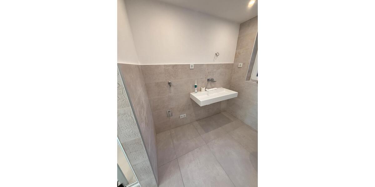 Etagenwohnung Gleichen - 3 Zimmer, 95 m&sup2;, 1.000&euro; | Angebot:25838618