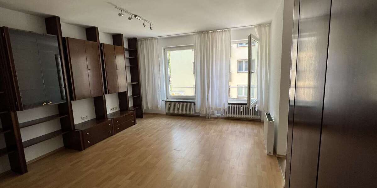 Etagenwohnung Mainz Altstadt - 1 Zimmer, 37 m&sup2;, 560&euro; | Angebot:27027015