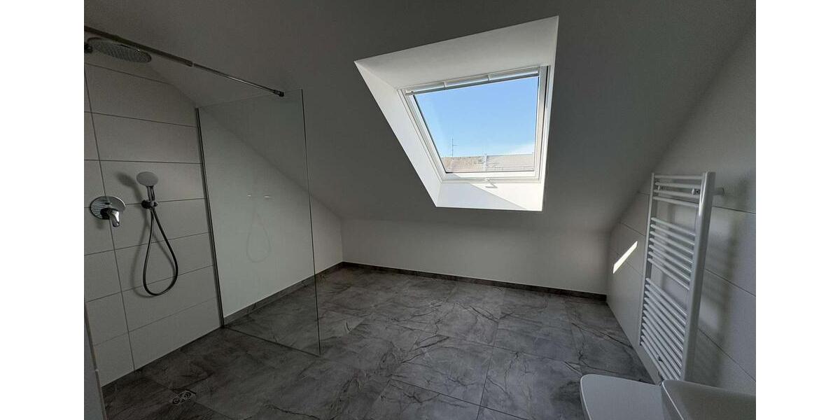 Etagenwohnung Dortmund Brackel - 2 Zimmer, 79 m&sup2;, 1.026&euro; | Angebot:26490890