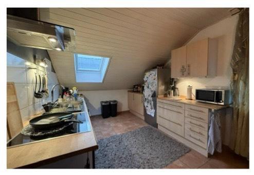 Dachgeschoßwohnung Isernhagen - 3 Zimmer, 72 m&sup2;, 750&euro; | Angebot:26517092