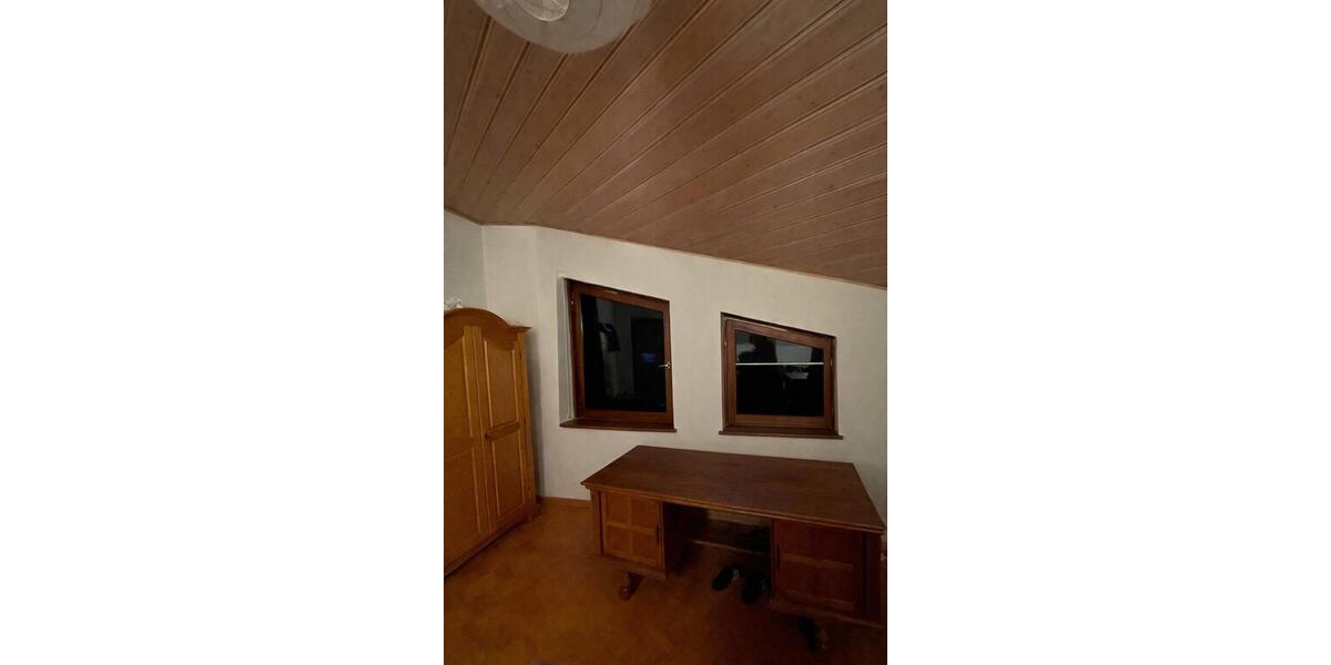 Dachgeschoßwohnung Heidenheim an der Brenz - 2 Zimmer, 18 m&sup2;, 500&euro; | Angebot:24619605