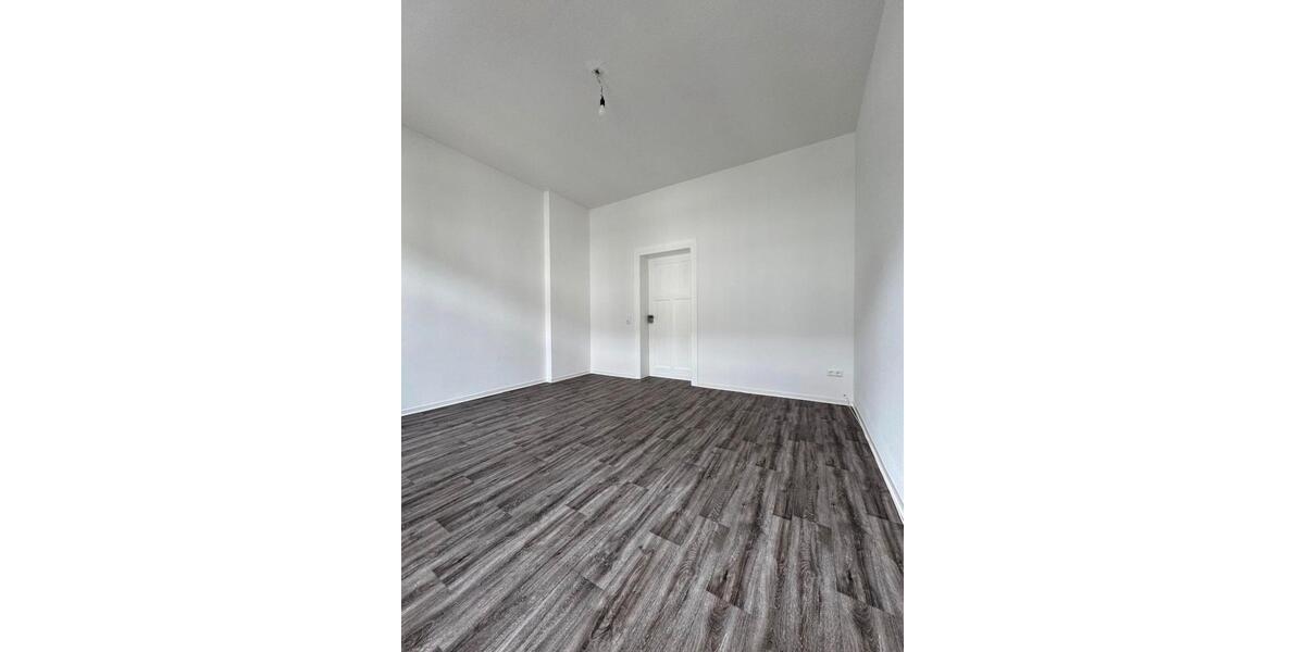 Etagenwohnung Köthen (Anhalt) - 3 Zimmer, 87 m&sup2;, 830&euro; | Angebot:26030170